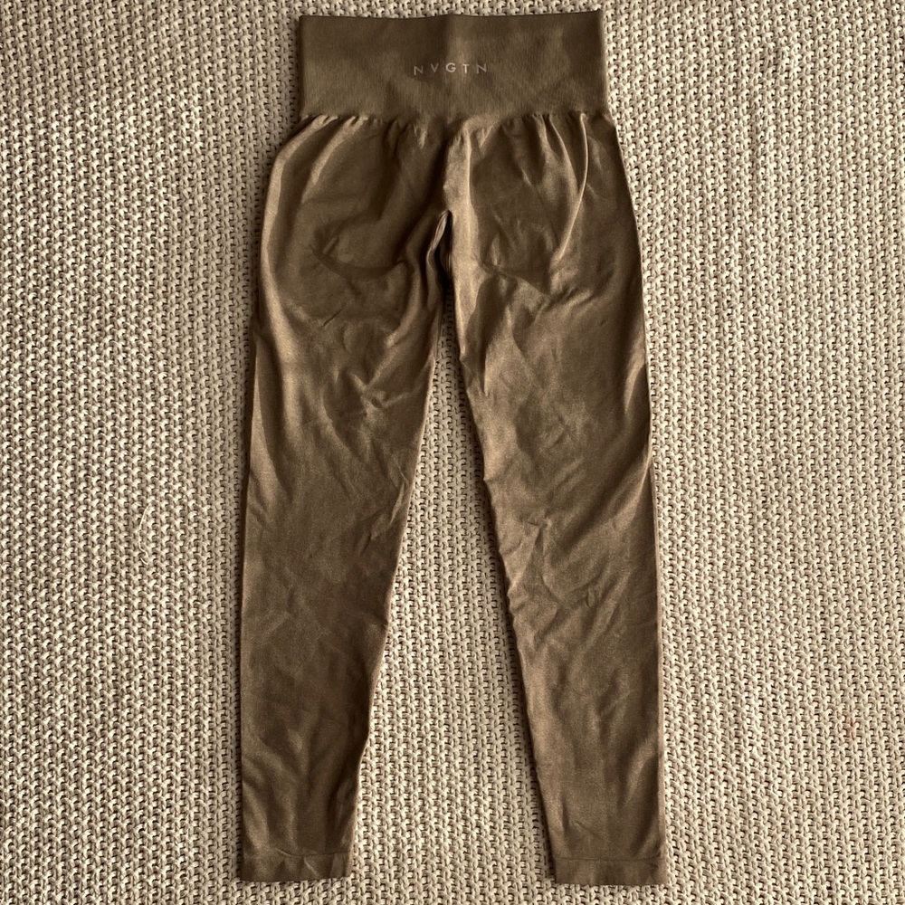 NVGTN Contour Leggings